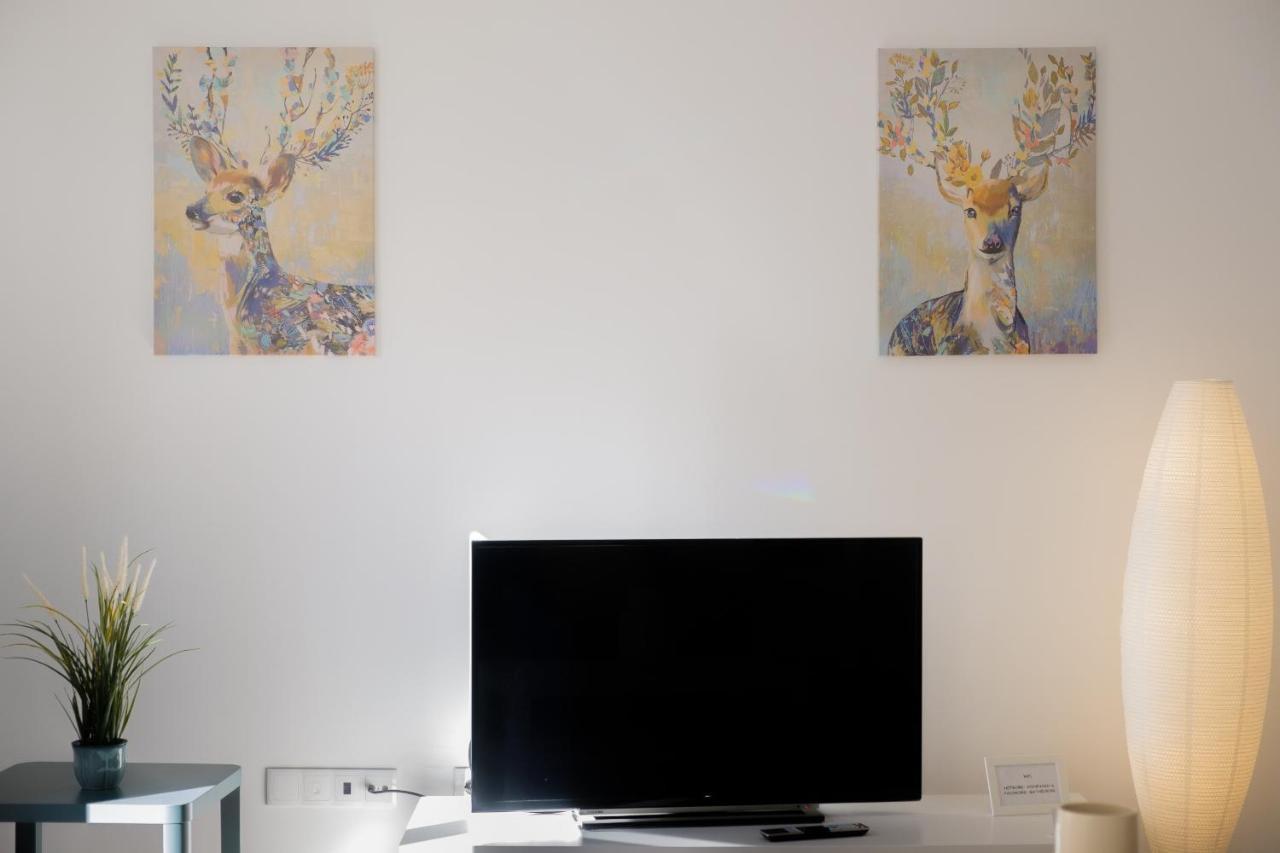 Bright, Brand New & Very Comfortable Apartment Valence Extérieur photo